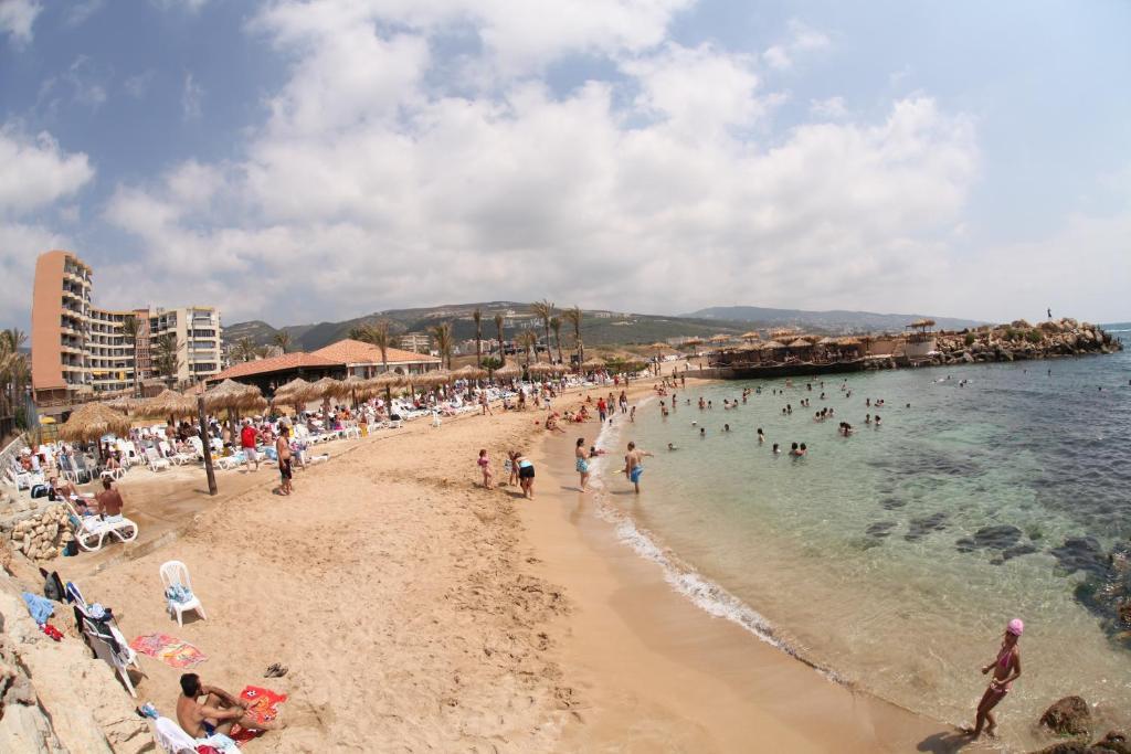 Sawary Beach Hotel 拜特龙 外观 照片